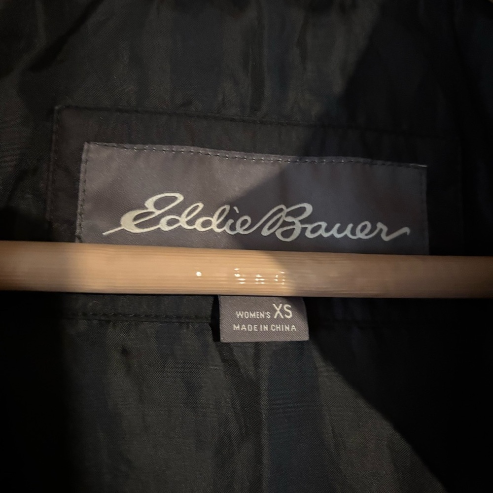 Eddie Bauer Women's Long Black Puffer Jacket - Picture 7 of 10